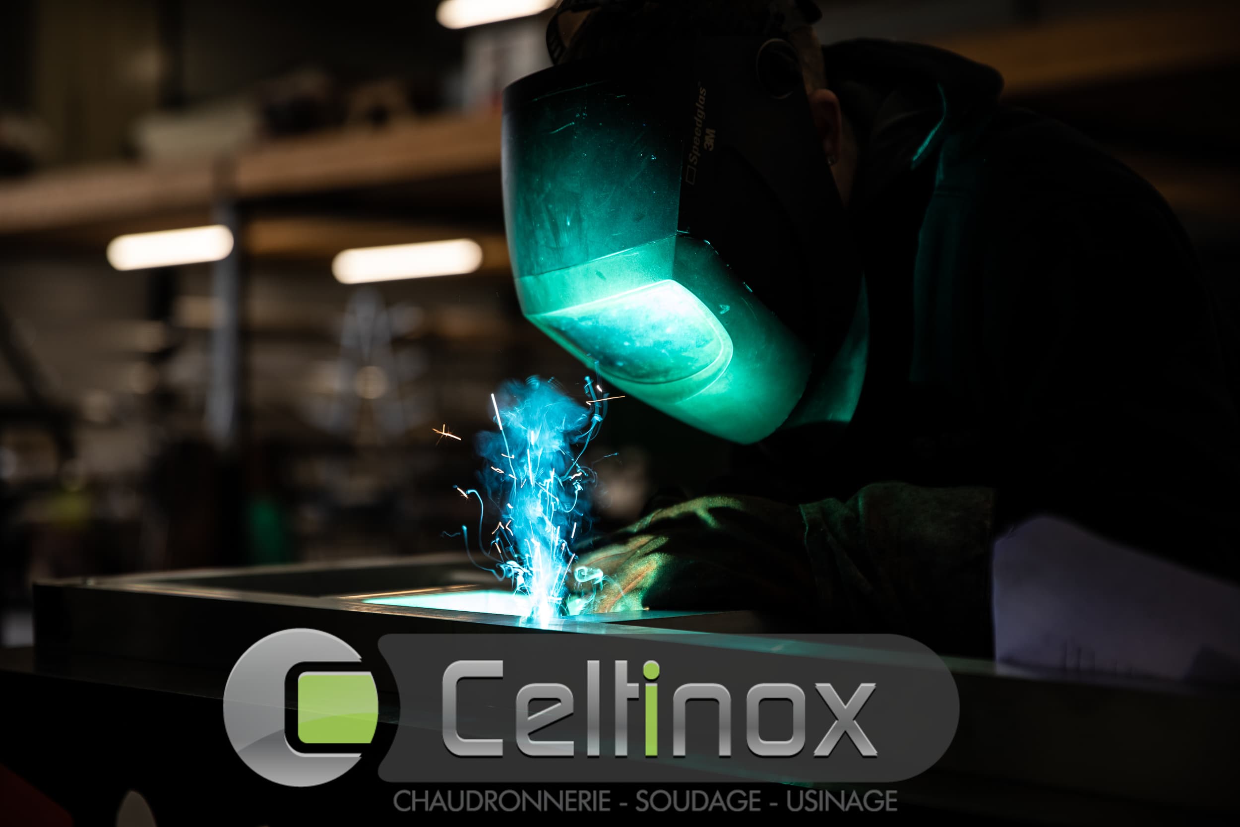 Photo fond page en construction